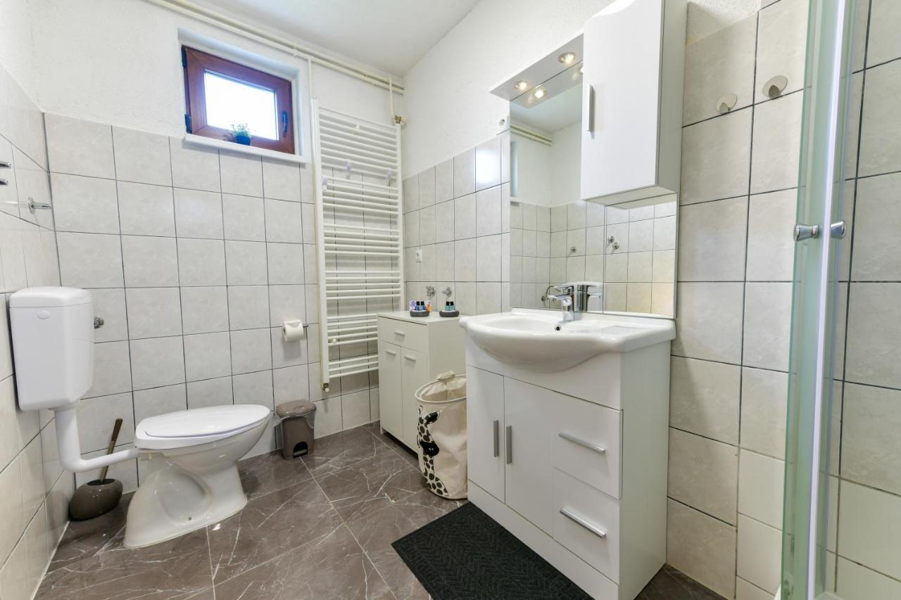 Apartman Plum Plitvice Dreznik Grad Luaran gambar